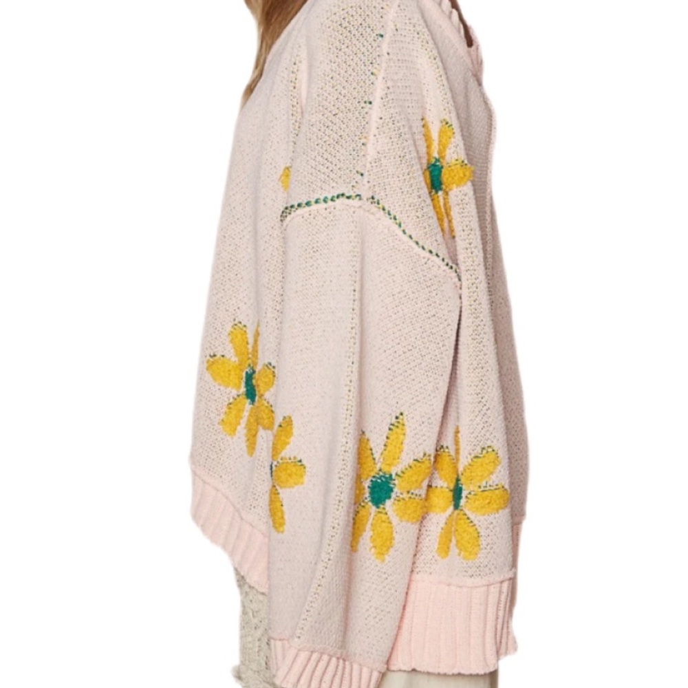 POL V-NECK FLORAL PATTERN CHENILLE SWEATER IN PINK MOJITO- NWT SIZE MEDIUM - Picture 4 of 5